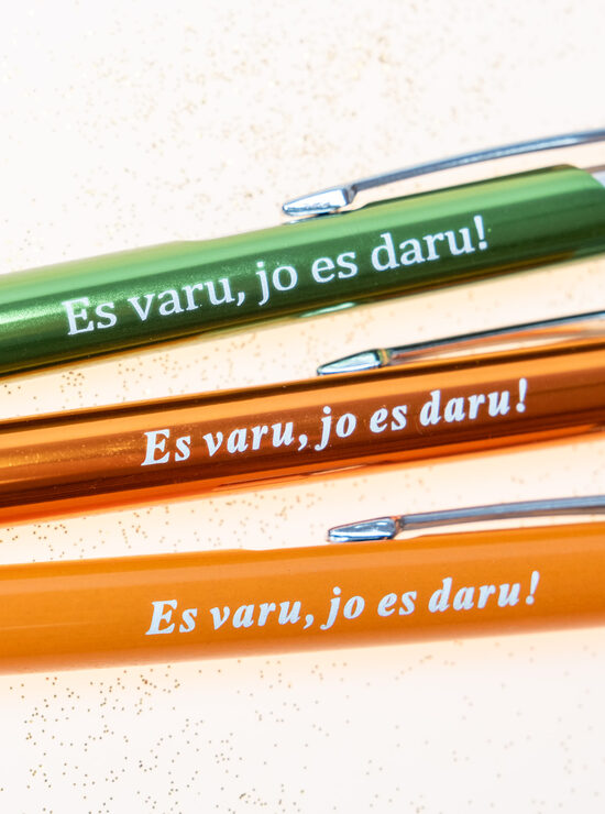 Motivējoša pildspalva “Es varu, jo es daru!”